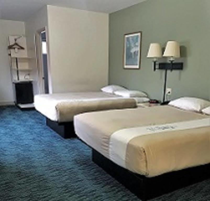 Bluebird Spa City Motor Lodge Саратога-Спрінгс Екстер'єр фото